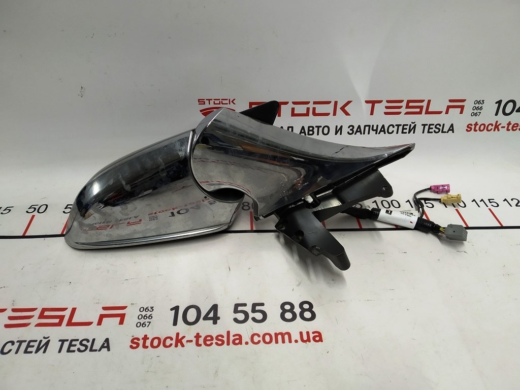 3 1041318-00-E Utvändig höger spegel PREMIUM-montering för Tesla-bil Modell S. En integrerad del av karossen till en populär elbil från USA. Med den här komponenten kan du kontrollera situationen runt bilen och öka säkerhetsnivån avsevärt. PREMIUM höger s